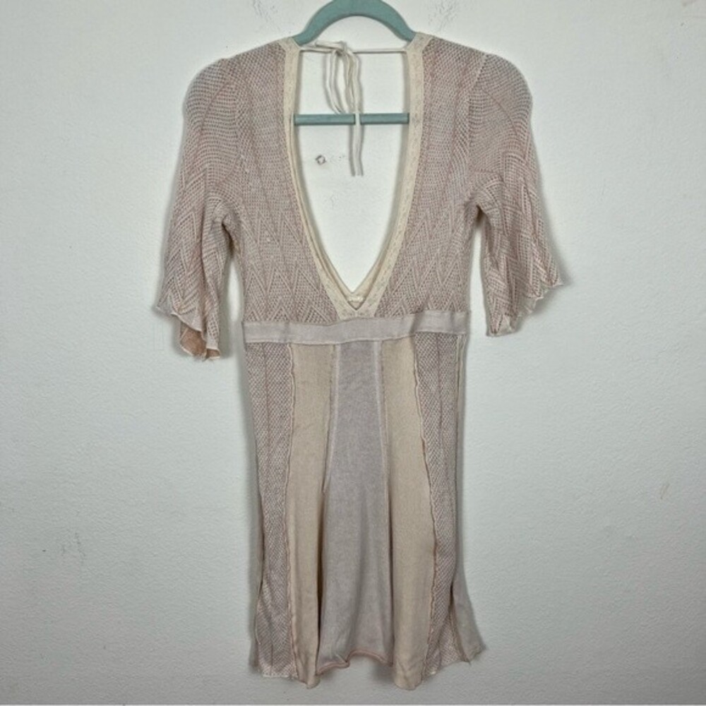 Free People Deep V Knit Ivory/Pink Boho Chic Mini Dress- Size Small - Picture 6 of 8